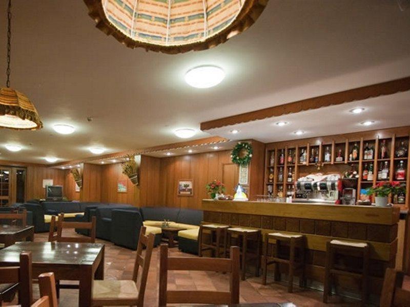 Hotel Ski Club I Cavalieri Rta Colle Colle Sestriere Kültér fotó