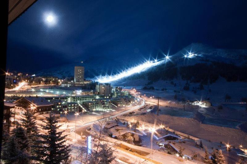 Hotel Ski Club I Cavalieri Rta Colle Colle Sestriere Kültér fotó