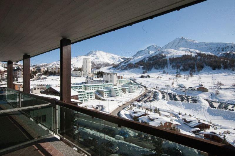 Hotel Ski Club I Cavalieri Rta Colle Colle Sestriere Kültér fotó